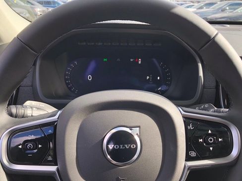 New 2026 Volvo XC90 B6 Plus w/ Protection Package Premier image 20