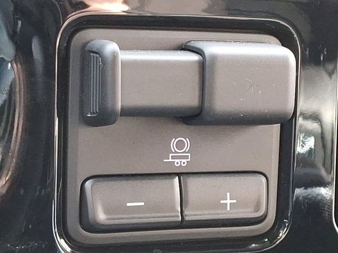 Used 2024 Chevrolet Silverado 1500 RST w/ Convenience Package II image 23