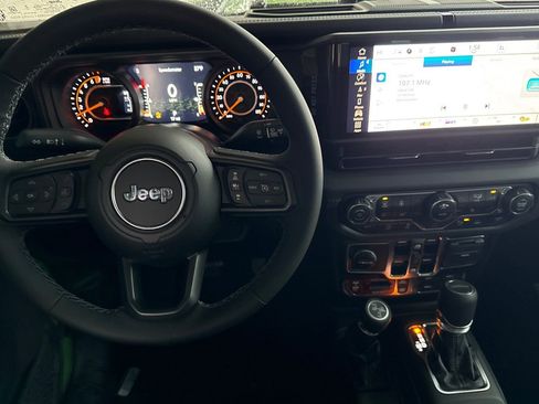 New 2026 Jeep Gladiator Rubicon image 10