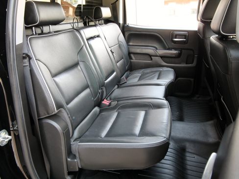 Used 2019 Chevrolet Silverado 2500 High Country w/ Duramax Plus Package AWD/4WD image 42