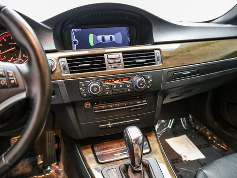 Used 2013 BMW 328i Convertible RWD image 14