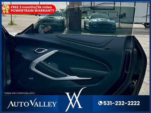 Used 2022 Chevrolet Camaro SS RWD image 13