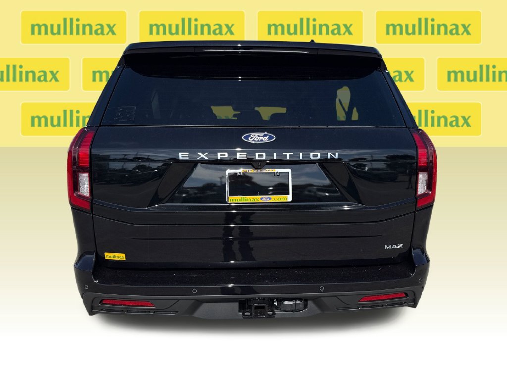 New 2027 Ford Expedition Max Active RWD image 13