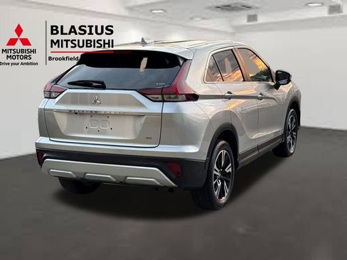 Used 2023 Mitsubishi Eclipse Cross SE image 9