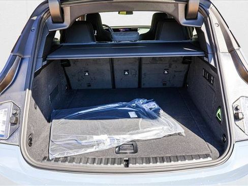 New 2026 BMW iX xDrive60 image 23