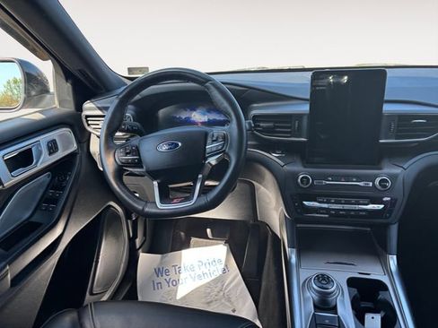 Used 2020 Ford Explorer ST w/ ST Street Pack image 12