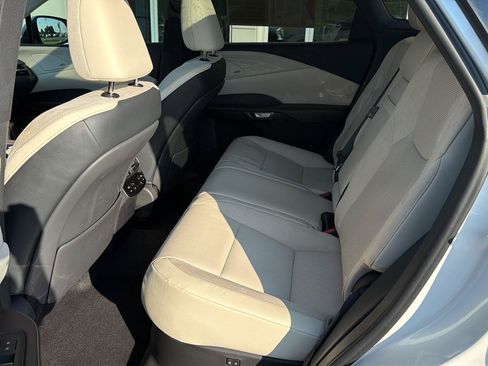 Used 2024 Lexus RX 350 FWD w/ Convenience Package image 11