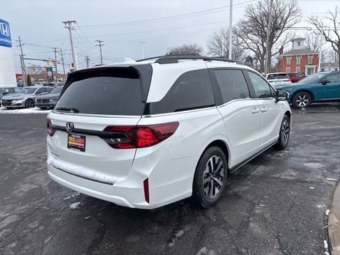 New 2026 Honda Odyssey EX-L image 5