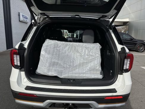 New 2026 Ford Explorer Tremor w/ Tremor Ultimate Package AWD/4WD image 22