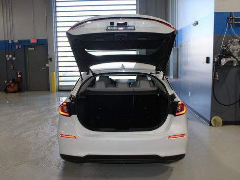 Used 2024 Honda Civic EX-L image 43