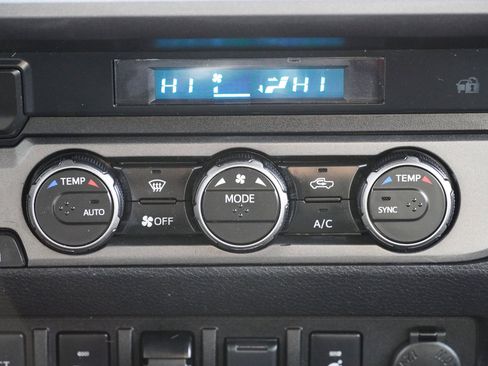 Certified 2023 Toyota Tacoma TRD Off-Road w/ Technology Package image 30