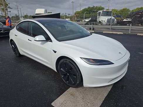 Used 2025 Tesla Model 3 RWD image 3