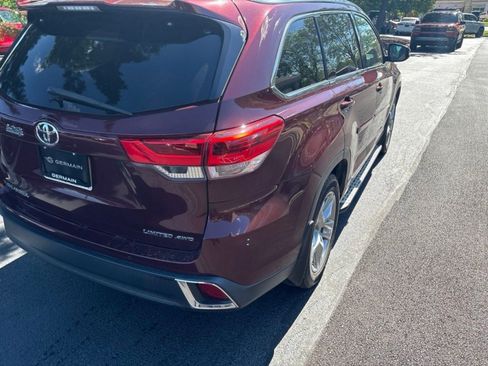 Used 2018 Toyota Highlander Limited AWD/4WD image 7