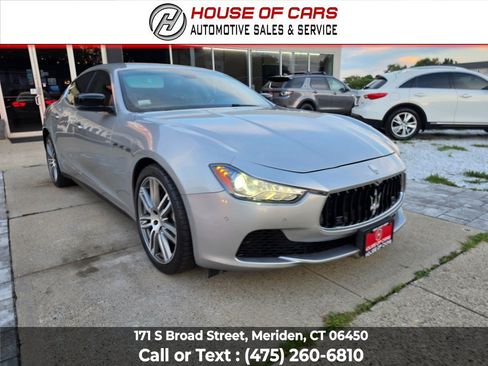 Used 2014 Maserati Ghibli S Q4 AWD/4WD image 2