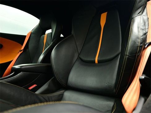 Used 2017 McLaren 570S Coupe image 6