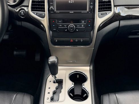 Used 2012 Jeep Grand Cherokee Laredo AWD/4WD image 20