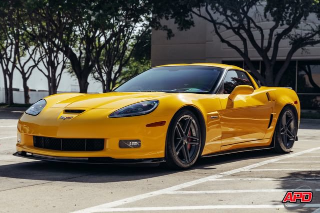 Used 2008 Chevrolet Corvette Z06 w/ Preferred Equipment Group RWD image 5