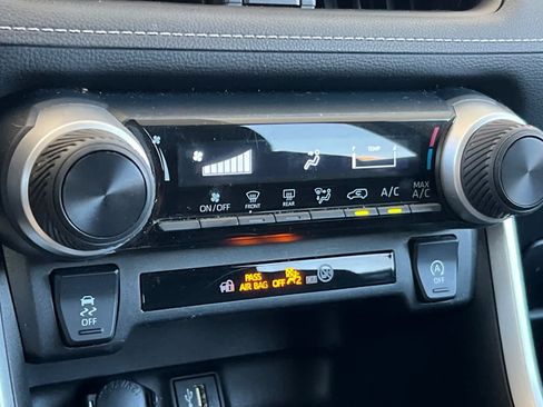 Certified 2024 Toyota RAV4 LE AWD/4WD image 22