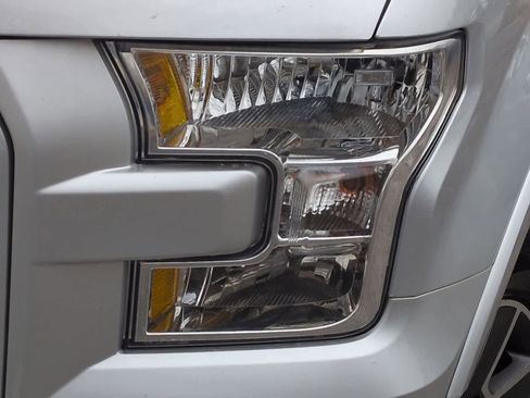 Used 2017 Ford F150 XLT w/ Equipment Group 302A Luxury image 11