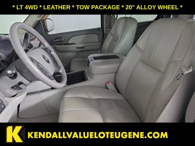 Used 2007 Chevrolet Suburban LT w/ LT Preferred Equipment Group AWD/4WD image 4