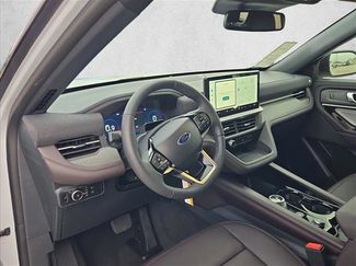 New 2026 Ford Explorer Platinum video 3