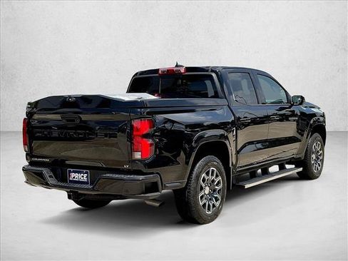 Used 2024 Chevrolet Colorado LT w/ LT Convenience Package III RWD image 2