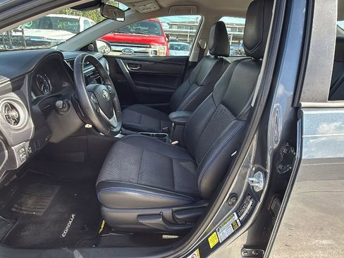 Used 2017 Toyota Corolla SE FWD image 13