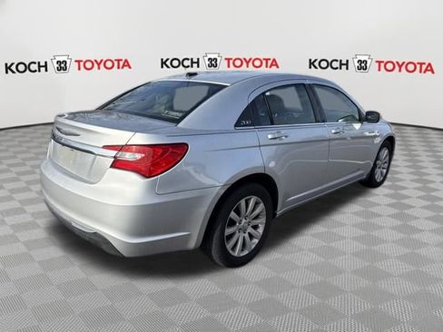 Used 2012 Chrysler 200 Touring image 7