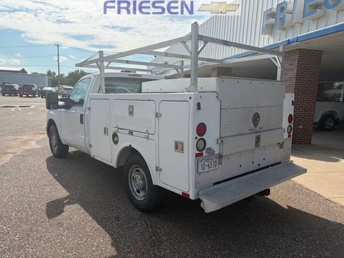 Used 2011 Ford F250 XL w/ XL Value Pkg RWD image 3