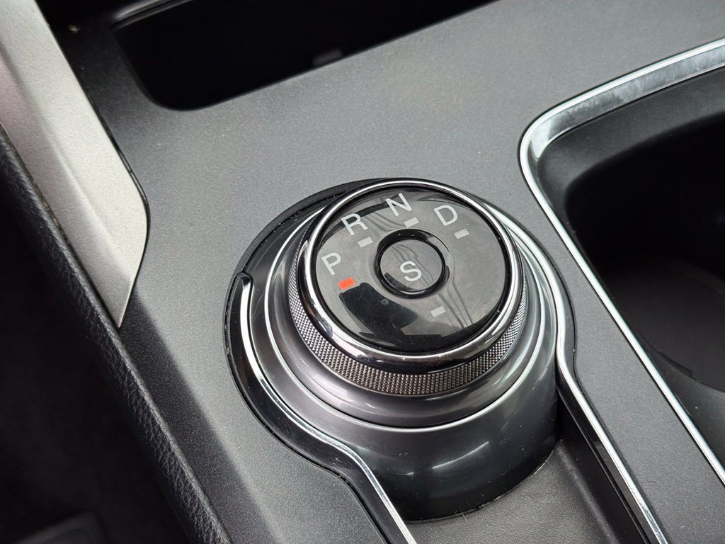 Used 2019 Ford Fusion SE FWD image 29