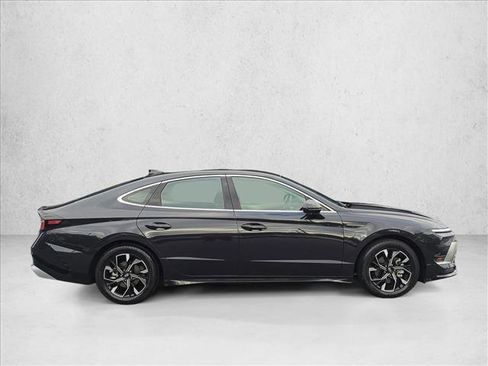 Used 2024 Hyundai Sonata SEL image 4