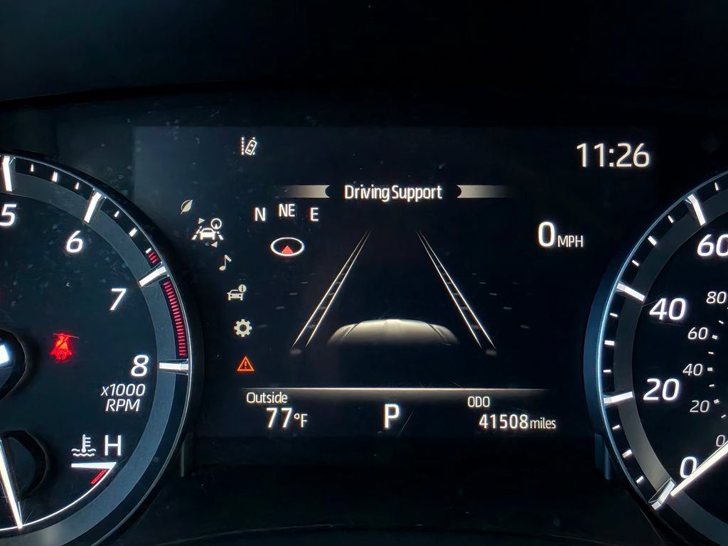 Used 2021 Toyota Highlander Platinum AWD/4WD image 29