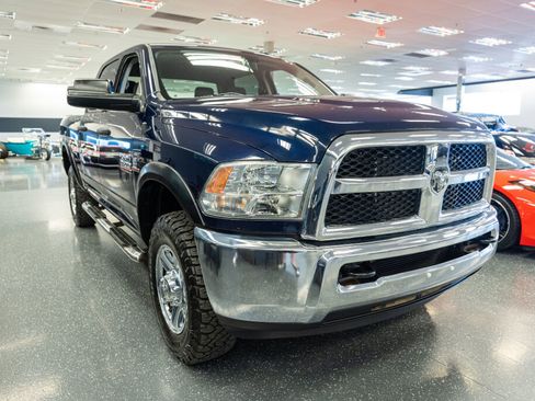 Used 2014 RAM 2500 Tradesman w/ Chrome Appearance Group image 4