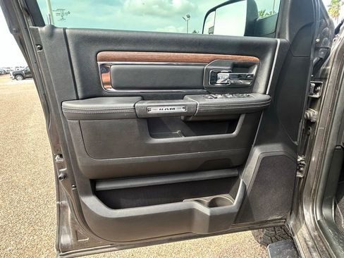 Used 2018 RAM 2500 Laramie w/ Sport Appearance Group AWD/4WD image 11