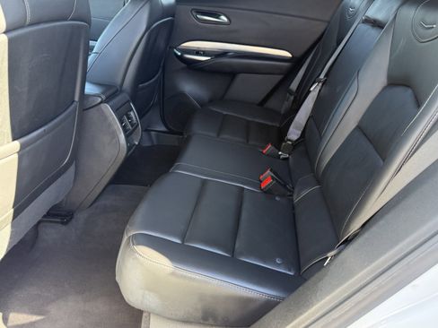 Used 2024 Cadillac XT4 Premium Luxury image 28
