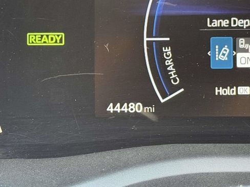 Used 2025 Toyota Camry LE w/ Convenience Package AWD/4WD image 21