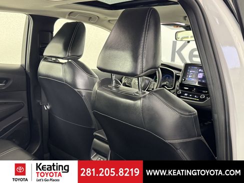 Used 2024 Toyota Corolla XLE image 19