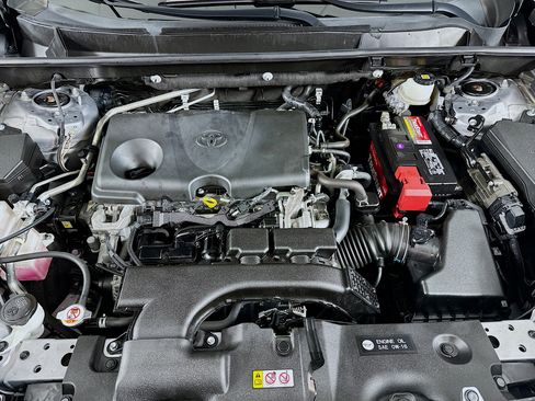 Used 2019 Toyota RAV4 Limited w/ Cold Weather Package image 33