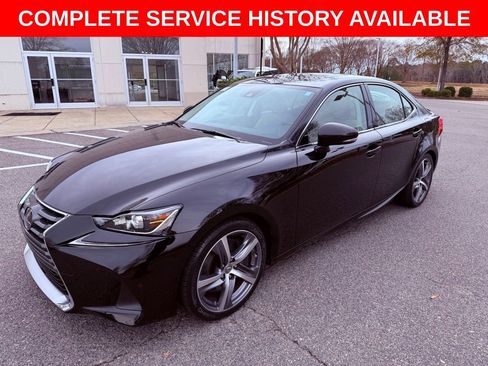 Used 2017 Lexus IS 200t image 3
