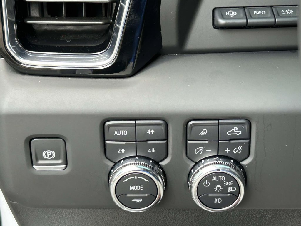 Used 2025 GMC Sierra 2500 Denali Ultimate w/ Max Trailering Package AWD/4WD image 20