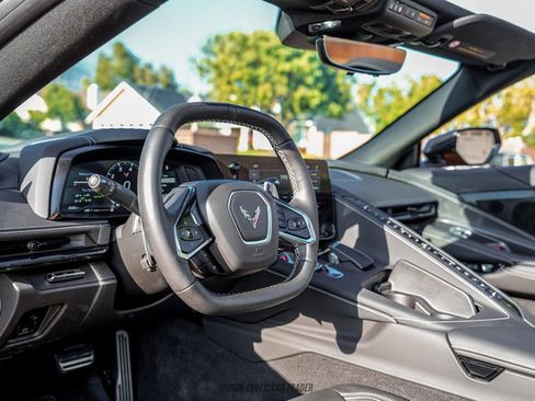 Used 2023 Chevrolet Corvette Stingray Preferred Conv w/ Z51 Performance Package RWD image 45