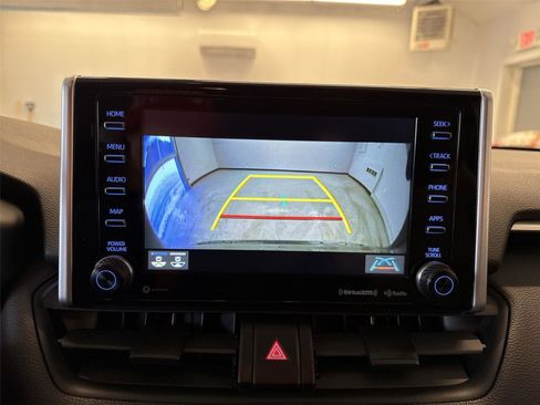 Used 2019 Toyota RAV4 XLE w/ Convenience Package image 23