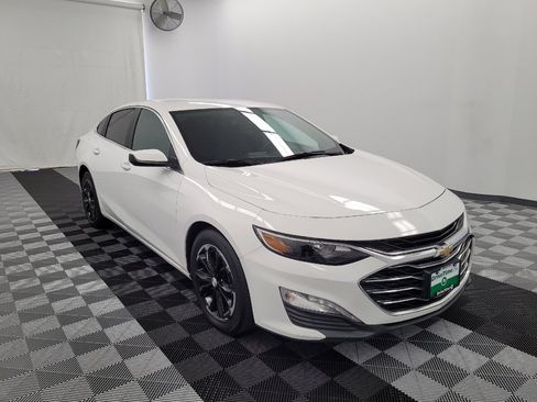 Used 2020 Chevrolet Malibu LT FWD image 13
