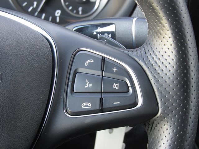 Used 2023 Mercedes-Benz Metris Passenger image 23