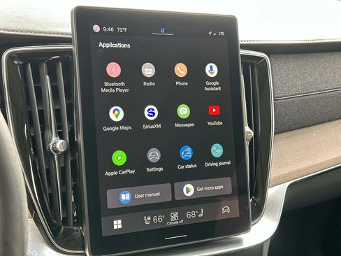 Certified 2025 Volvo XC90 B6 Plus image 11