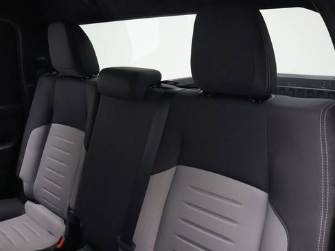 Certified 2025 Toyota Tacoma TRD Off-Road image 18