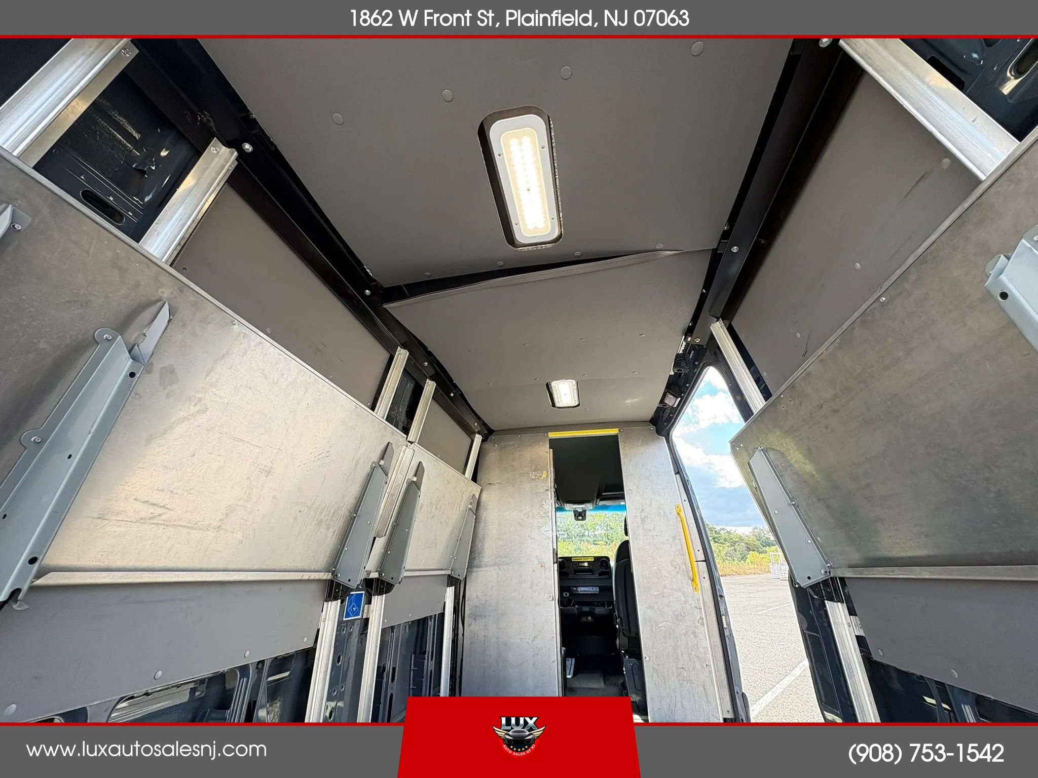 Used 2019 Mercedes-Benz Sprinter 144 image 16