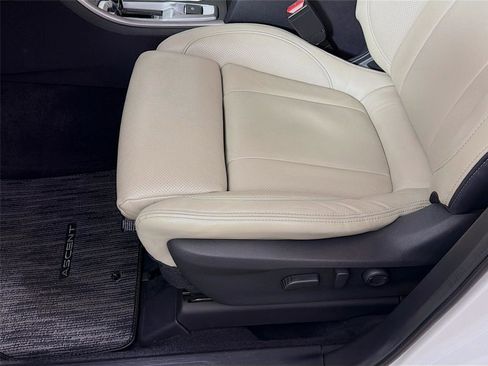 Used 2022 Subaru Ascent Limited w/ Technology Package AWD/4WD image 22