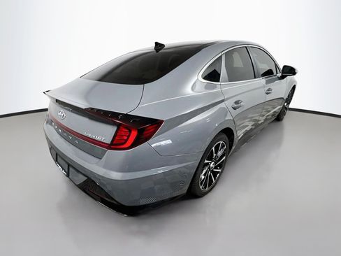 Used 2021 Hyundai Sonata Limited FWD image 4