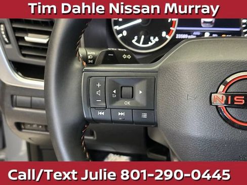Used 2025 Nissan Rogue SV AWD/4WD image 23